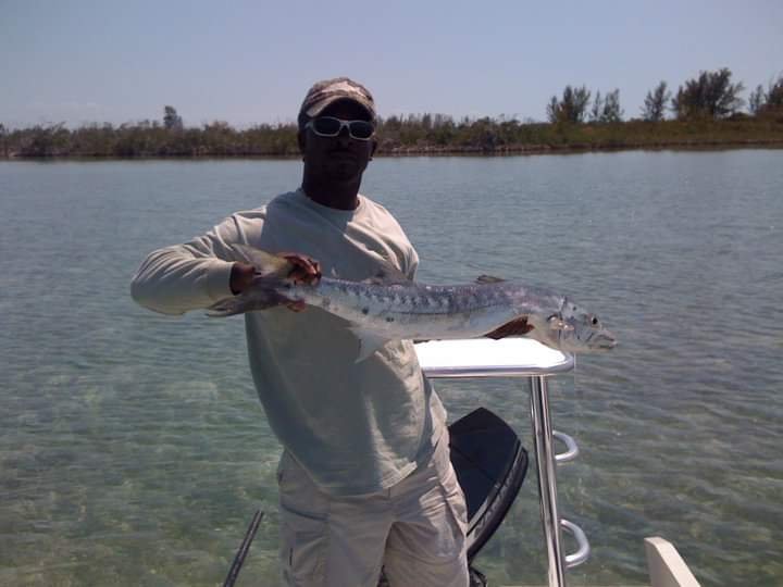 Bahamas bonefishing guide